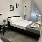 Louis Helen Apartmán