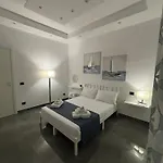 Louis Helen Apartmán Neapol