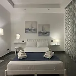 Louis Helen Apartmán Neapol