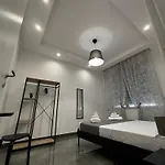 Louis Helen Apartmán Neapol