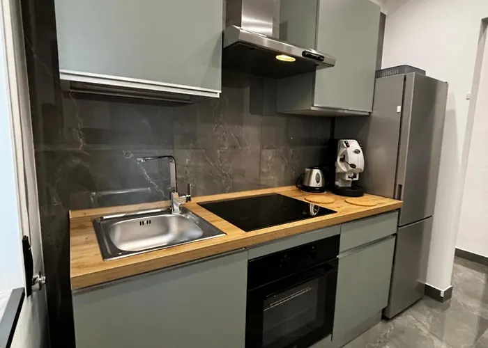 Louis Helen 나폴리